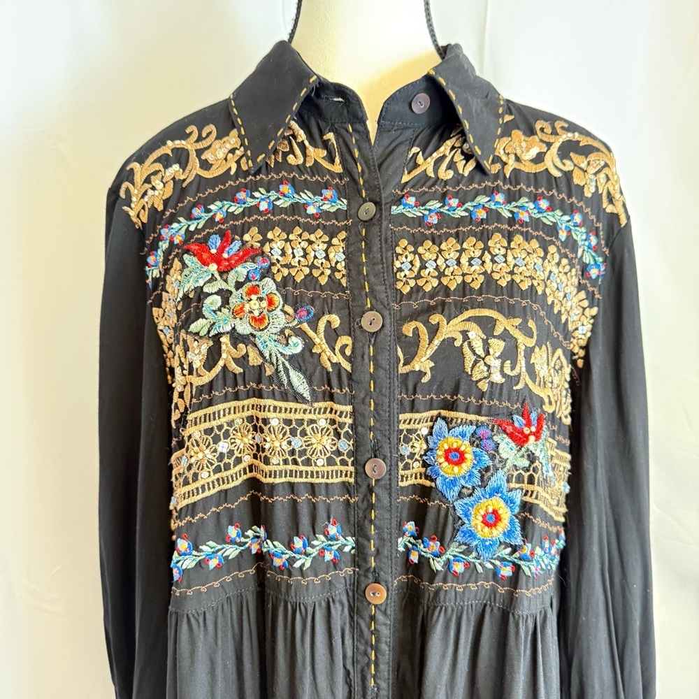 Embroidered Floral Tunic Blouse Black Boho Festival Cottage Buttons Flowy L - Picture 3 of 9